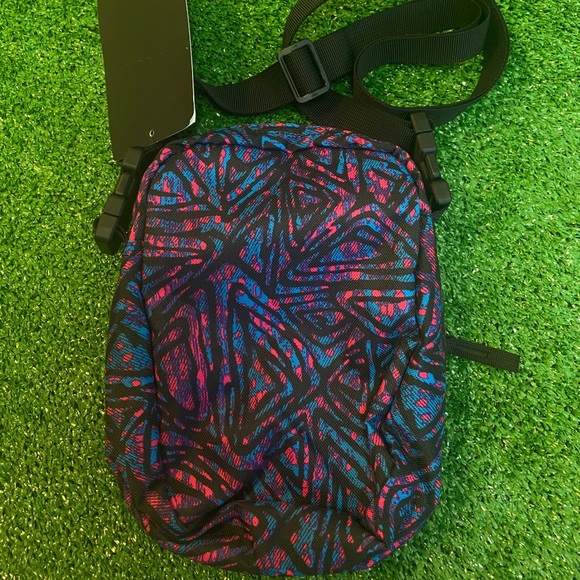 Nike Bags Nwt Nike Sb Heritage Crossbody Shoulder Bag Poshmark